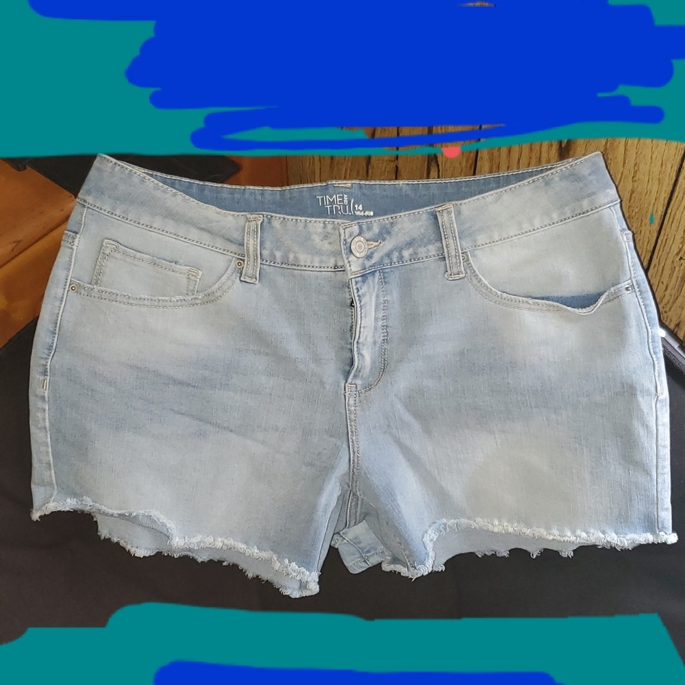 Time and Tru Shorts